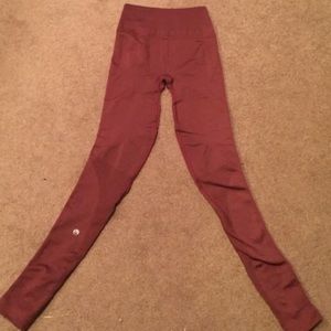 Lululemon Zone Tights 2 Maroon